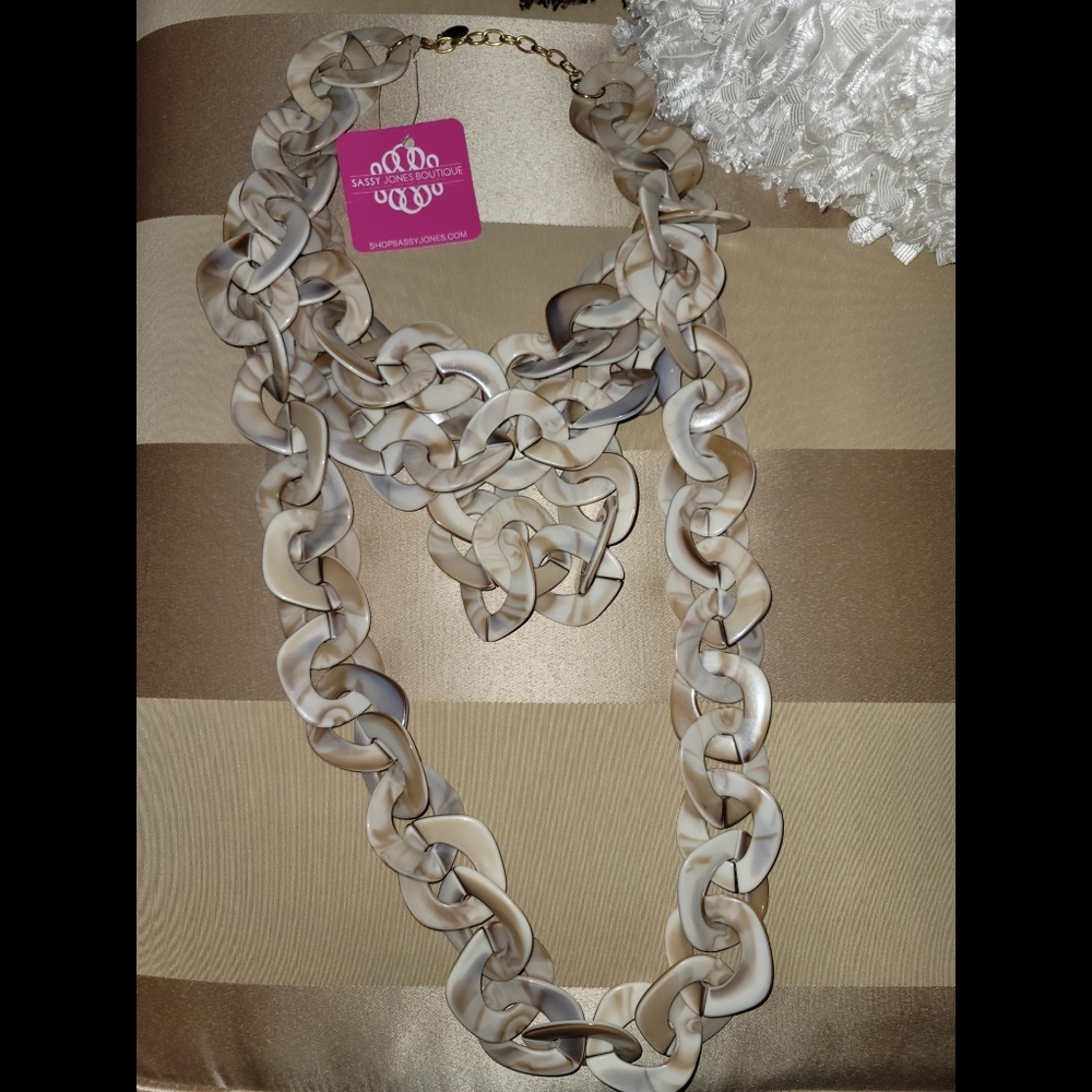 Sassy Jones Cream and Brown Chain Necklace